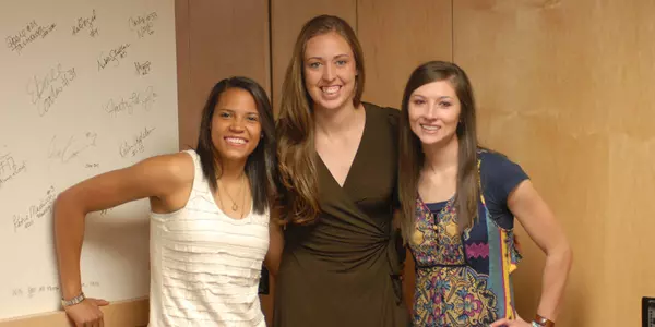 Amojo, Grad, Noyes Senior Wall