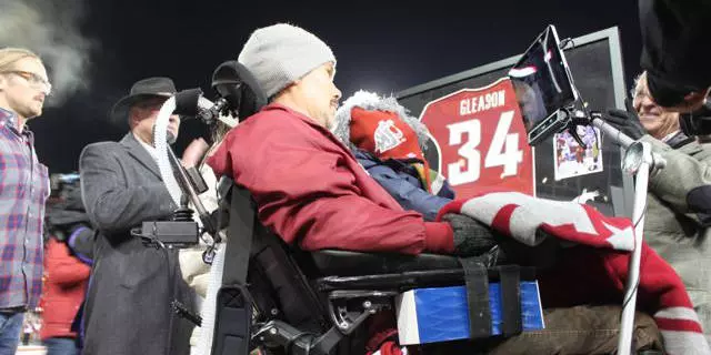 Steve Gleason Inducted into WSU Athletic Hall of Fame