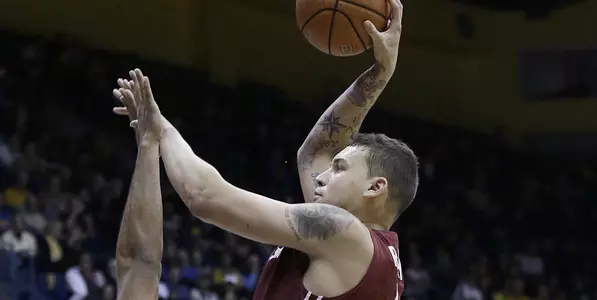 Washington State center Jordan Railey