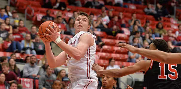 WSU Mens Basketball_2086.jpg