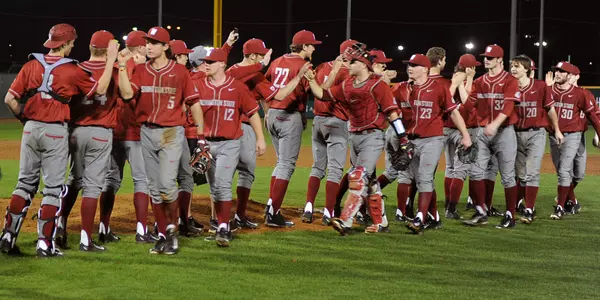 2016 Baseball Team win at Texas State
