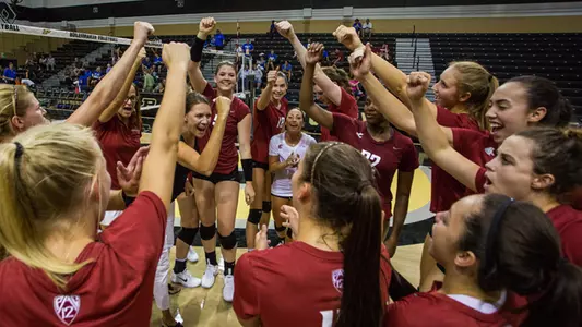 Volleyball team celebrates Kentucky win