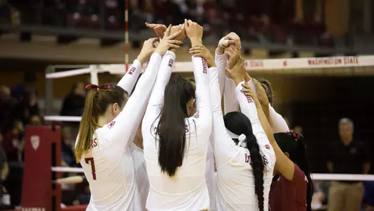Volleyball Team Huddle_vs Stanford