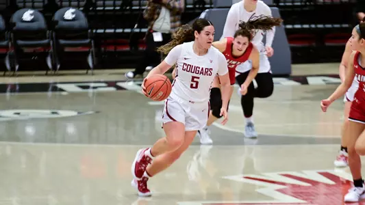 22WBBLegerWalkerSMUDribble