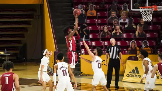 Noah Williams with the jumper against ASU