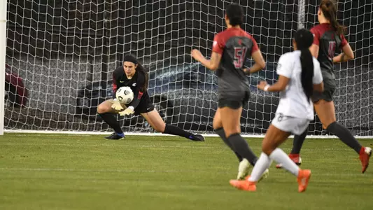 Marissa Zucchetto with one of her 13 saves against Washington