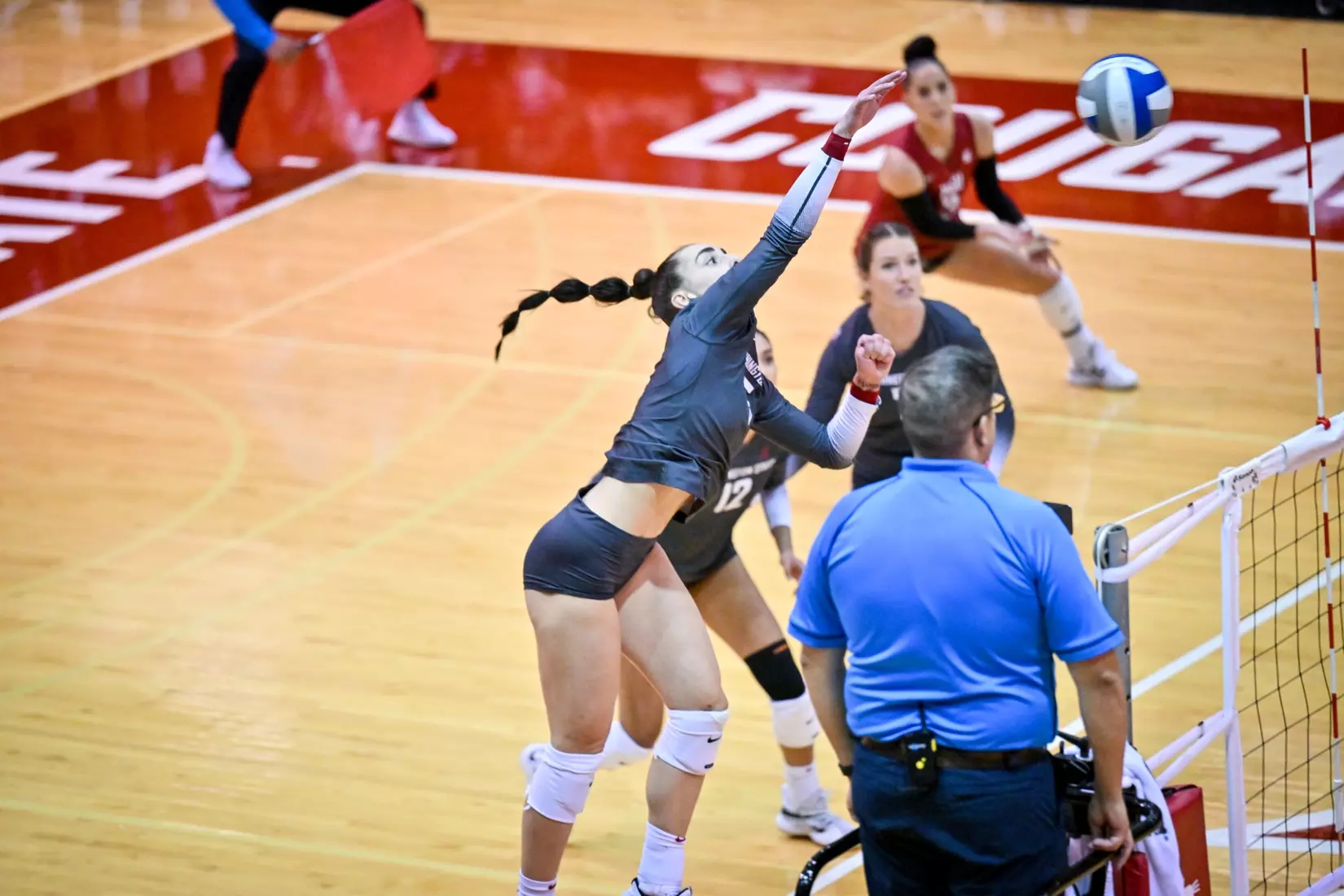 Washington State volleyball fell, 3-0, to eighth-ranked Stanford on Friday, Oct. 28, 2022, in Bohler Gym.