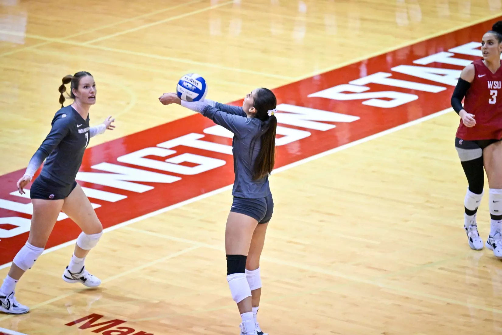 Washington State volleyball fell, 3-0, to eighth-ranked Stanford on Friday, Oct. 28, 2022, in Bohler Gym.