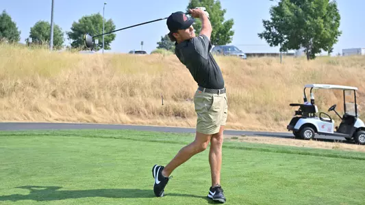 22MGolfRennerSamPractice