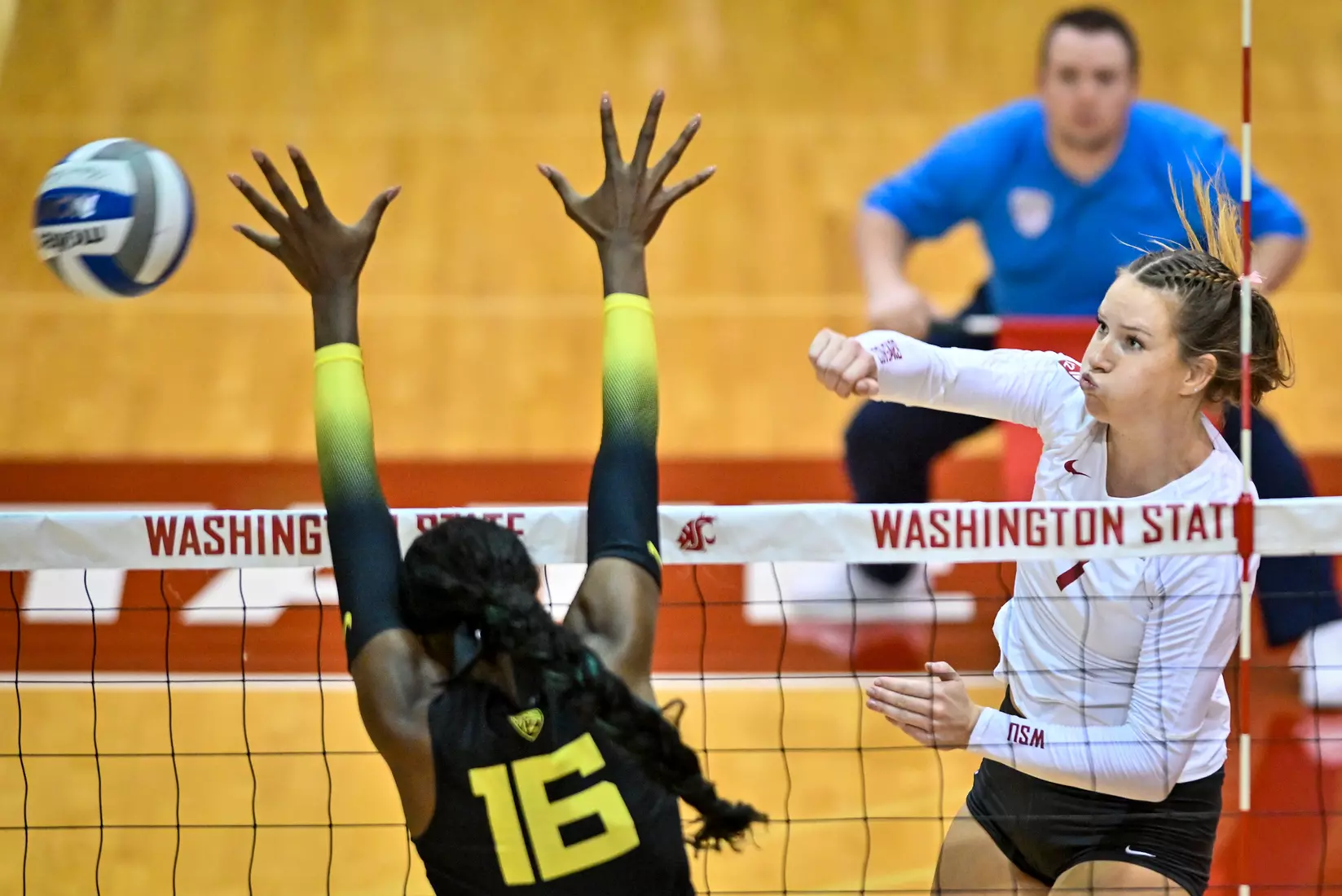 WSU defeats No. 12 Oregon, 3-0, on Oct. 7, 2022, at Bohler Gym