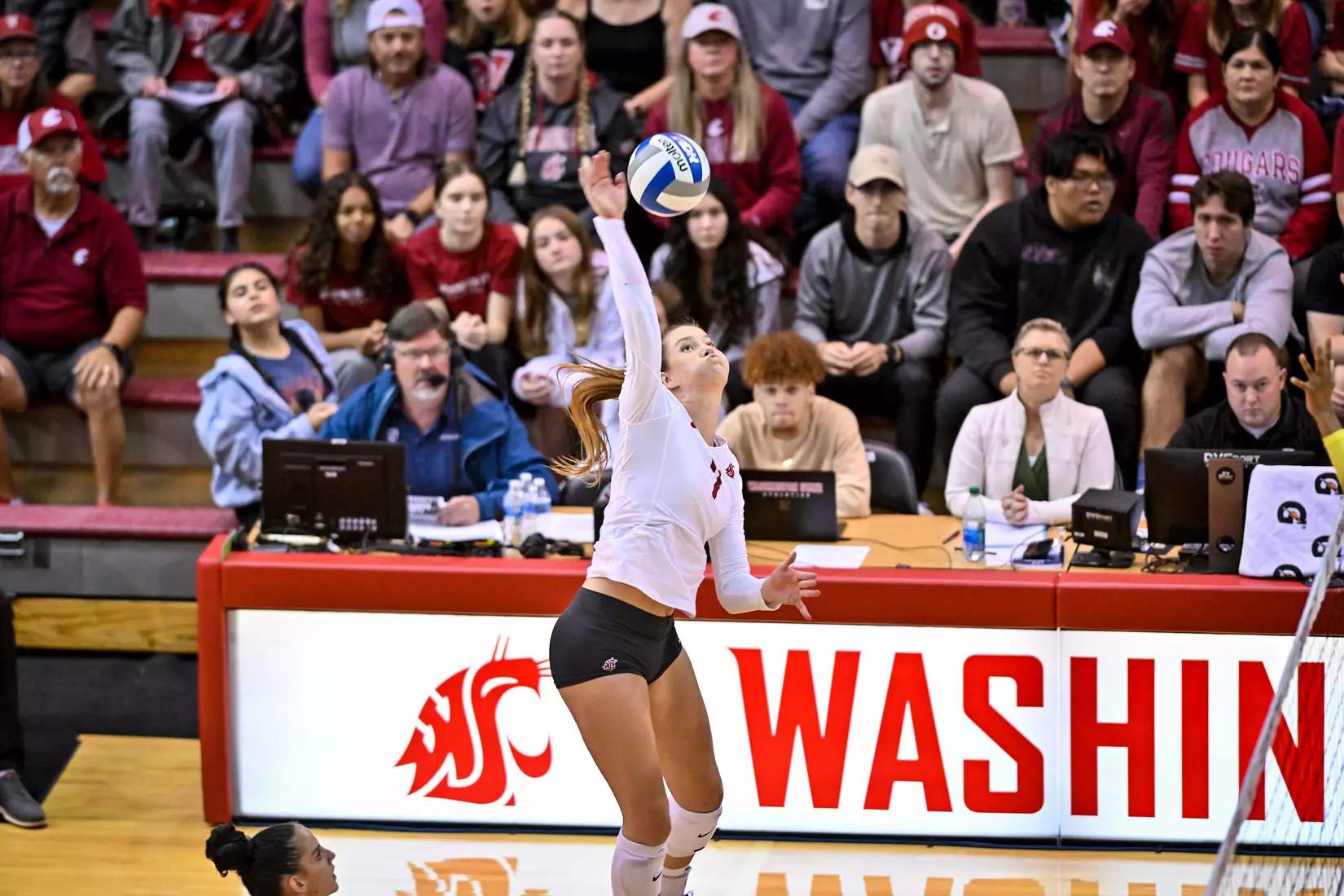 WSU defeats No. 12 Oregon, 3-0, on Oct. 7, 2022, at Bohler Gym