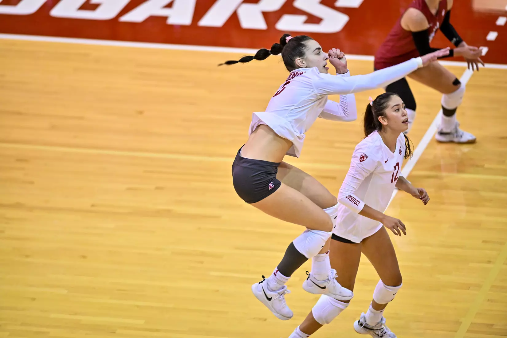 WSU defeats No. 12 Oregon, 3-0, on Oct. 7, 2022, at Bohler Gym