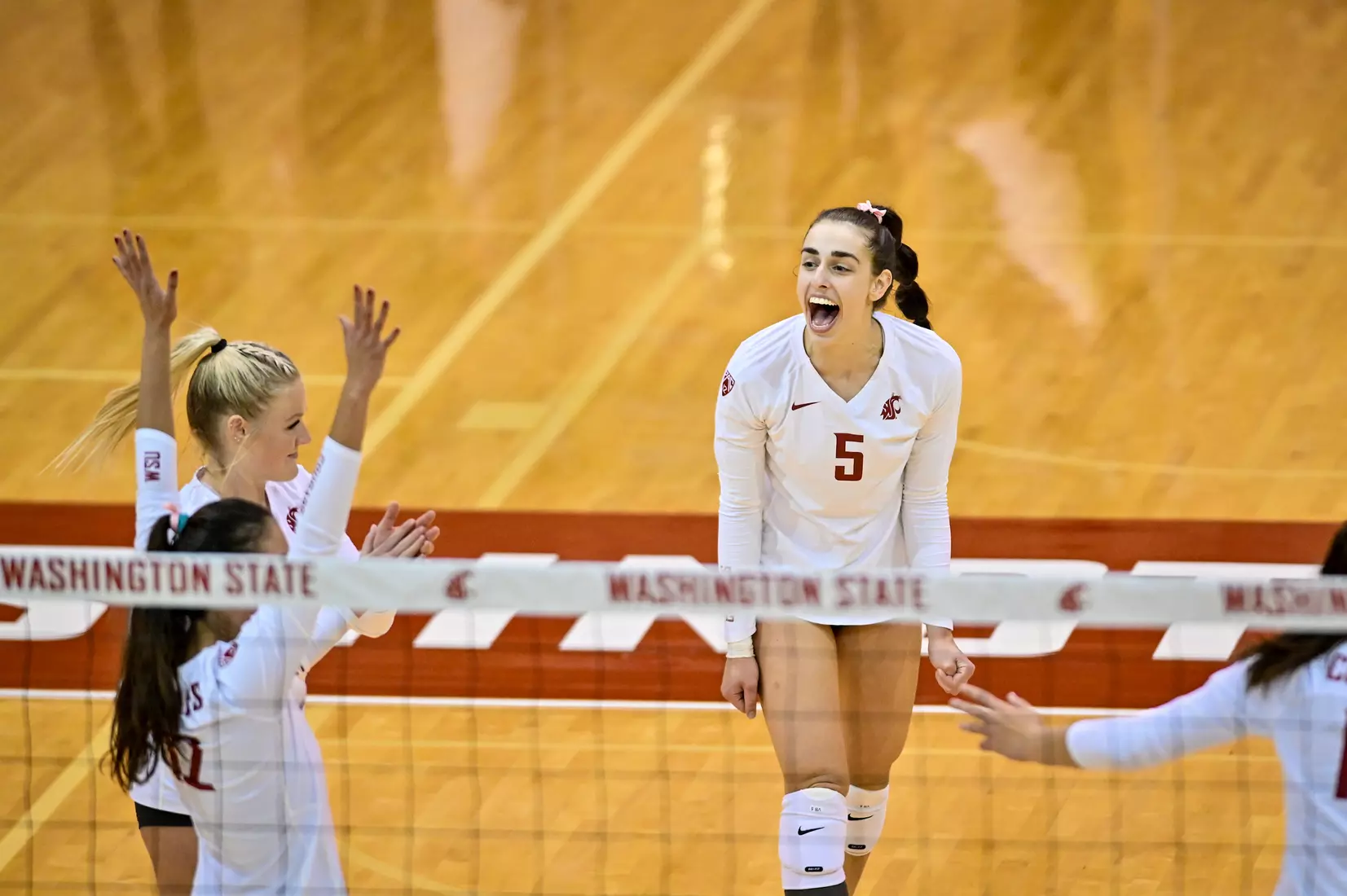 WSU defeats No. 12 Oregon, 3-0, on Oct. 7, 2022, at Bohler Gym