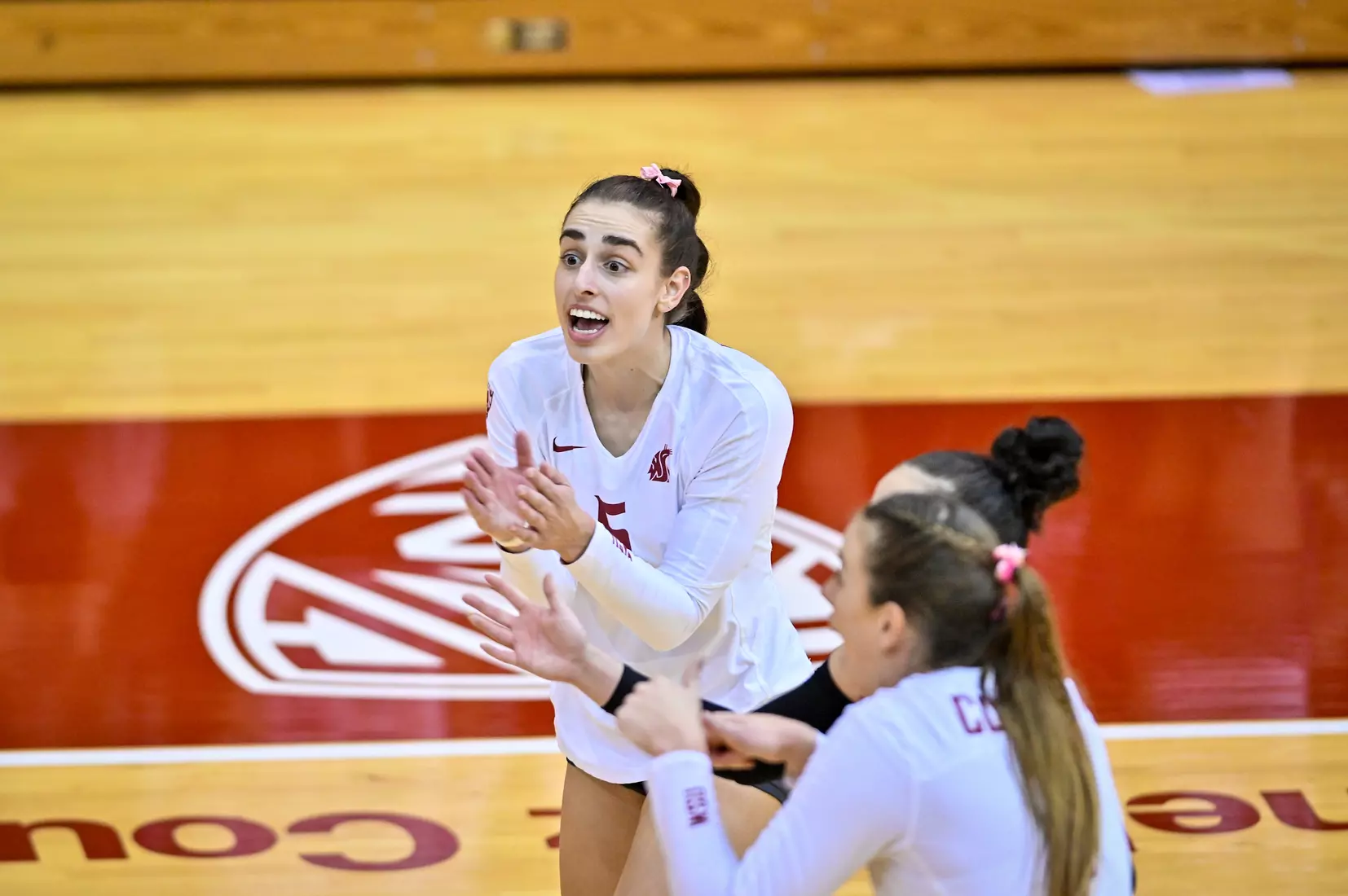 WSU defeats No. 12 Oregon, 3-0, on Oct. 7, 2022, at Bohler Gym
