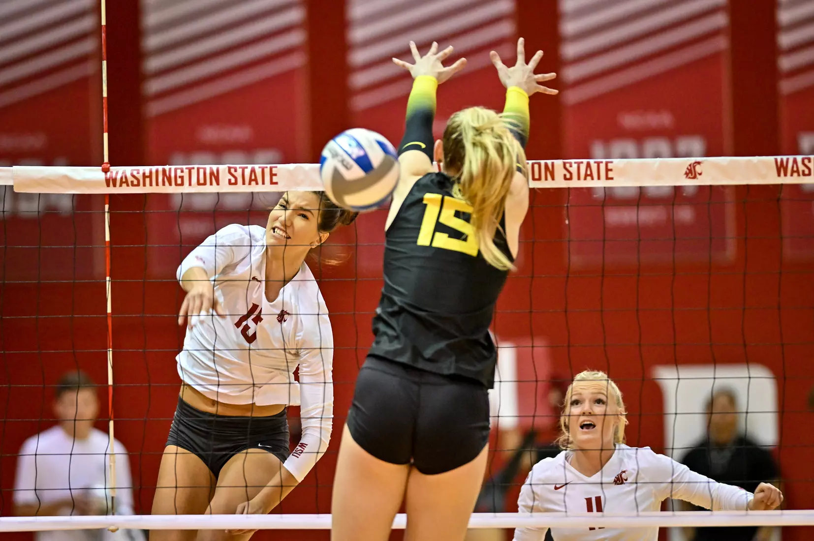 WSU defeats No. 12 Oregon, 3-0, on Oct. 7, 2022, at Bohler Gym