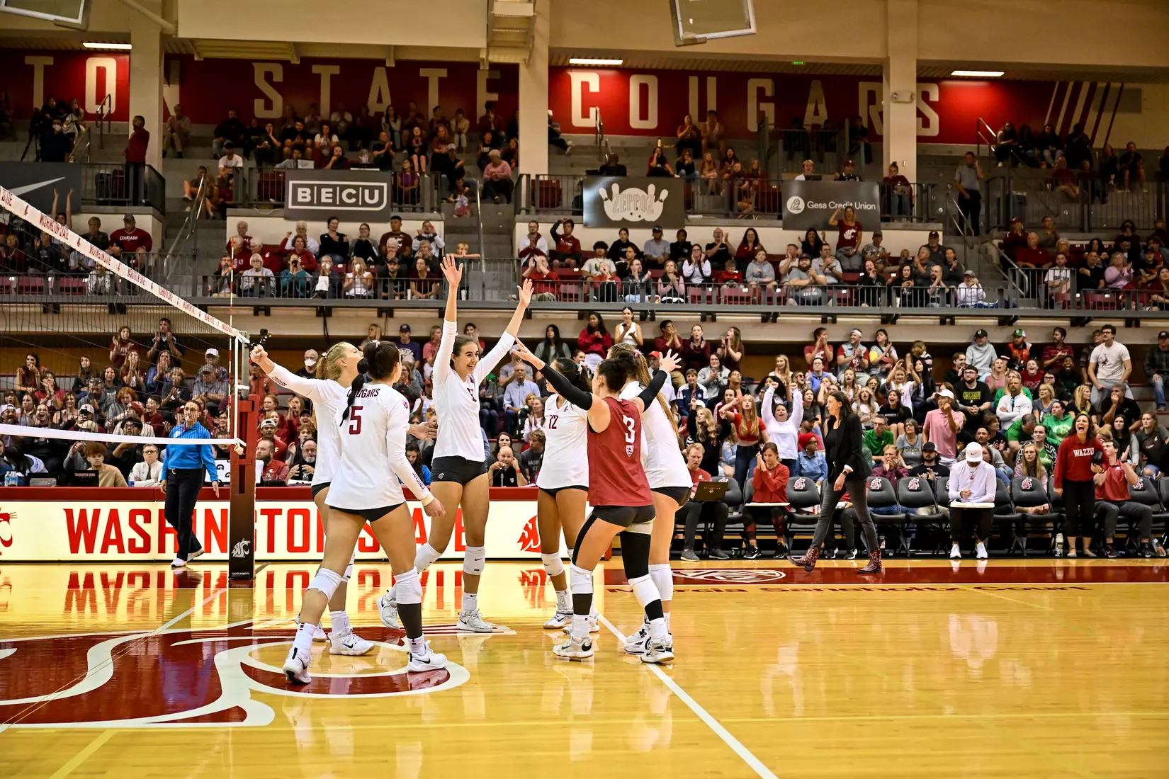 WSU defeats No. 12 Oregon, 3-0, on Oct. 7, 2022, at Bohler Gym