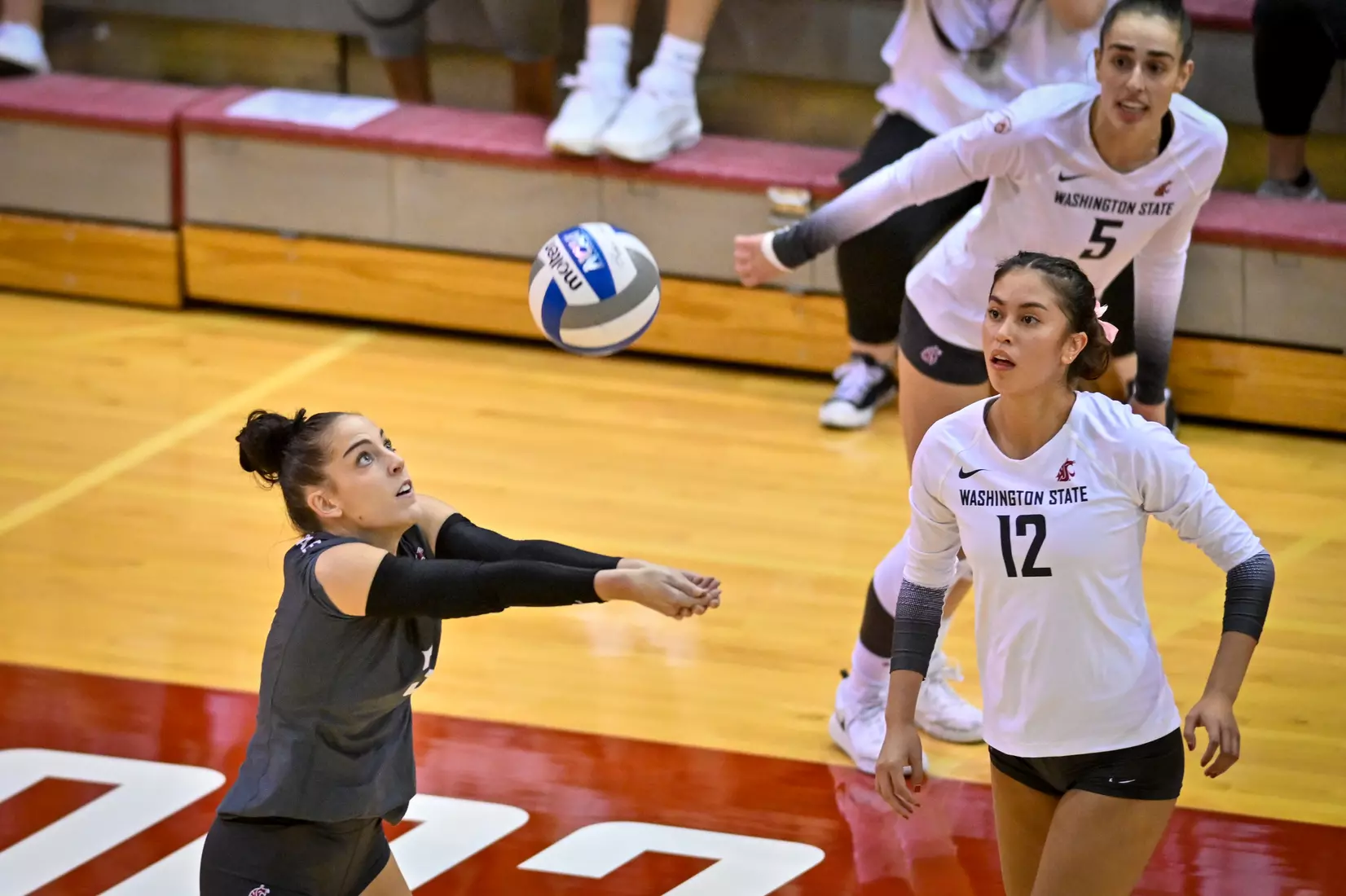 Washington State defeated Oregon State, 3-0, on Sunday, Oct. 9, in Bohler Gym.