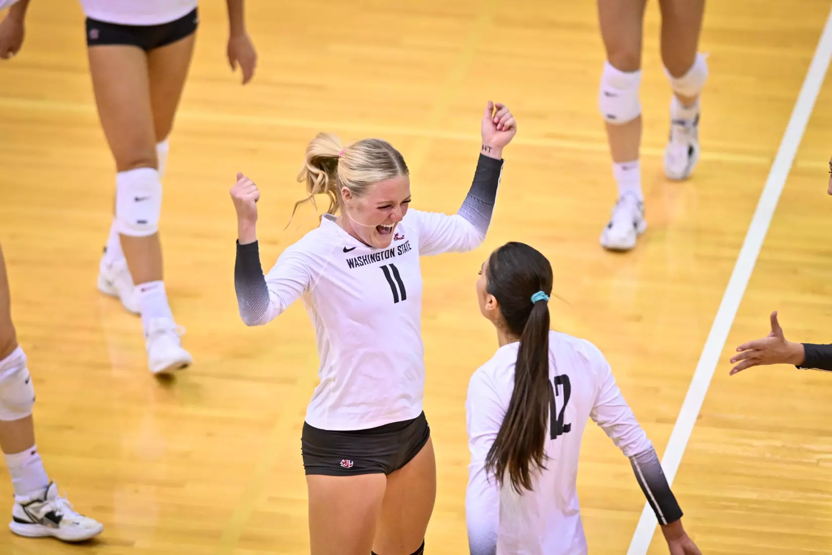 Washington State volleyball defeated Utah, 3-0 (25-20, 25-12, 25-18) on Friday, Nov. 18, 2022 in Bohler Gym.