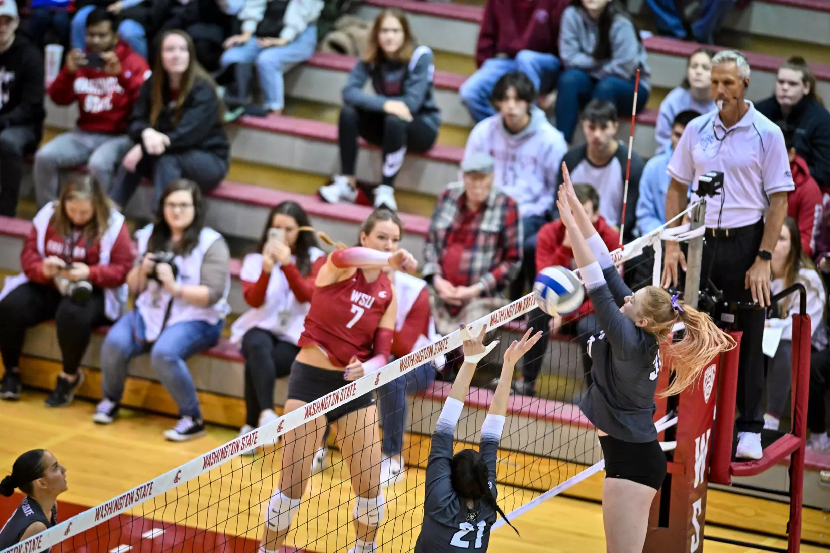 25th-ranked Washington State volleyball defeated Colorado, 3-1, on Sunday, Nov. 20, 2022, in Bohler Gym.
