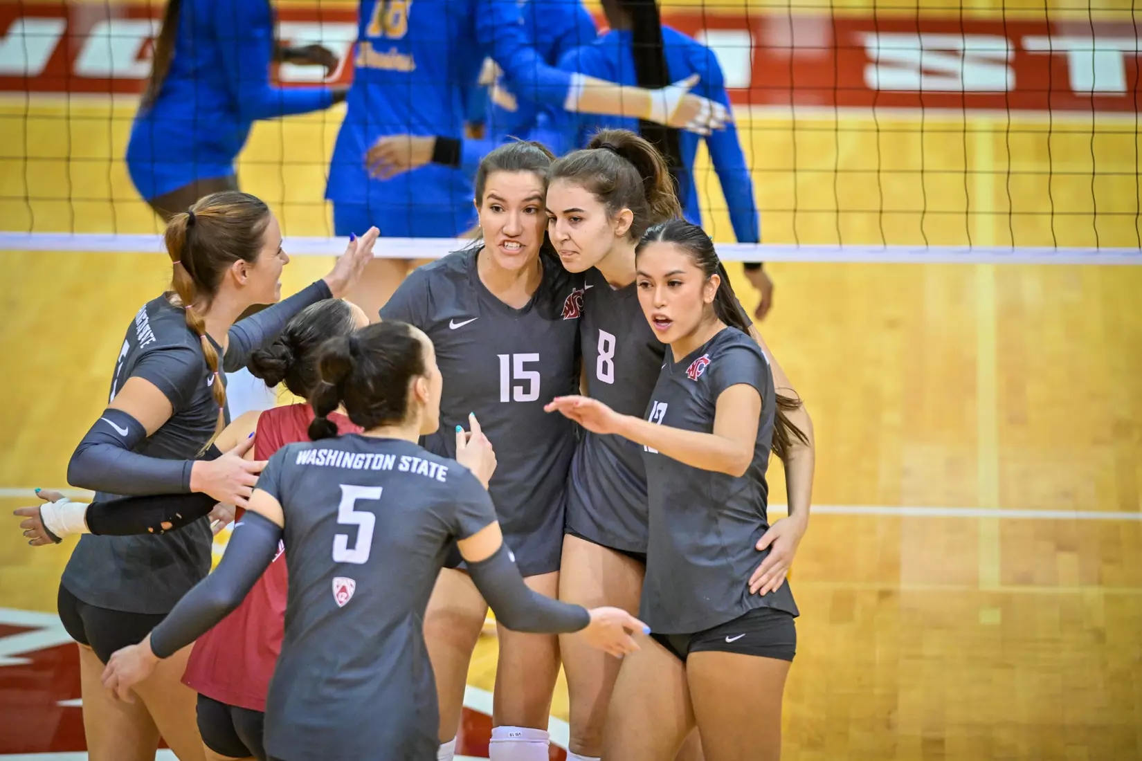 Washington State fell, 3-2, at the hands of UCLA on Tuesday, Nov. 22, 2022, in Bohler Gym.