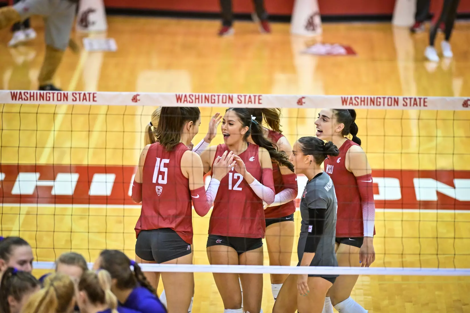 25th-ranked Washington State defeated 24th-ranked Washington, 3-0, on Friday, Nov. 25, 2022, in Bohler Gym.