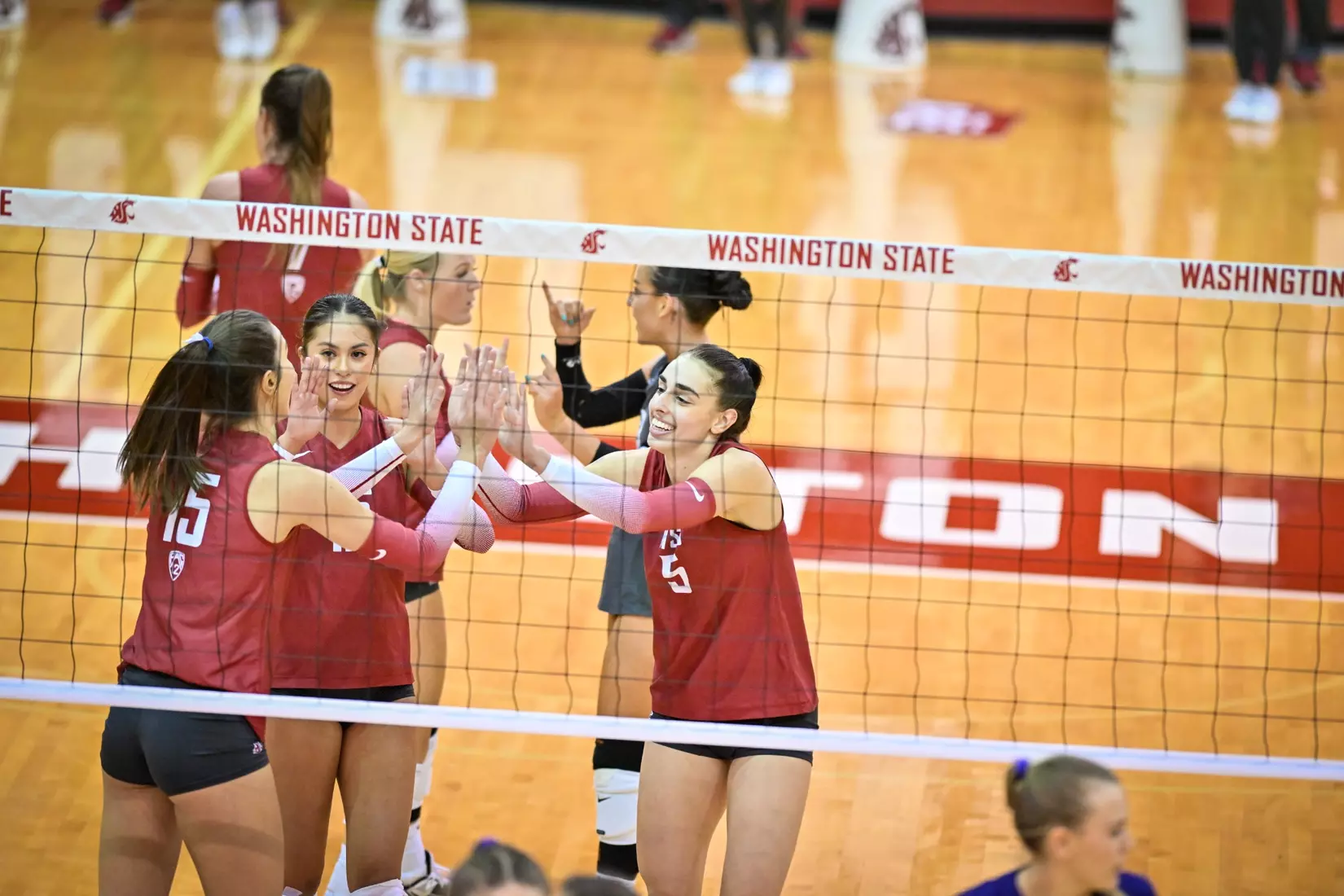25th-ranked Washington State defeated 24th-ranked Washington, 3-0, on Friday, Nov. 25, 2022, in Bohler Gym.