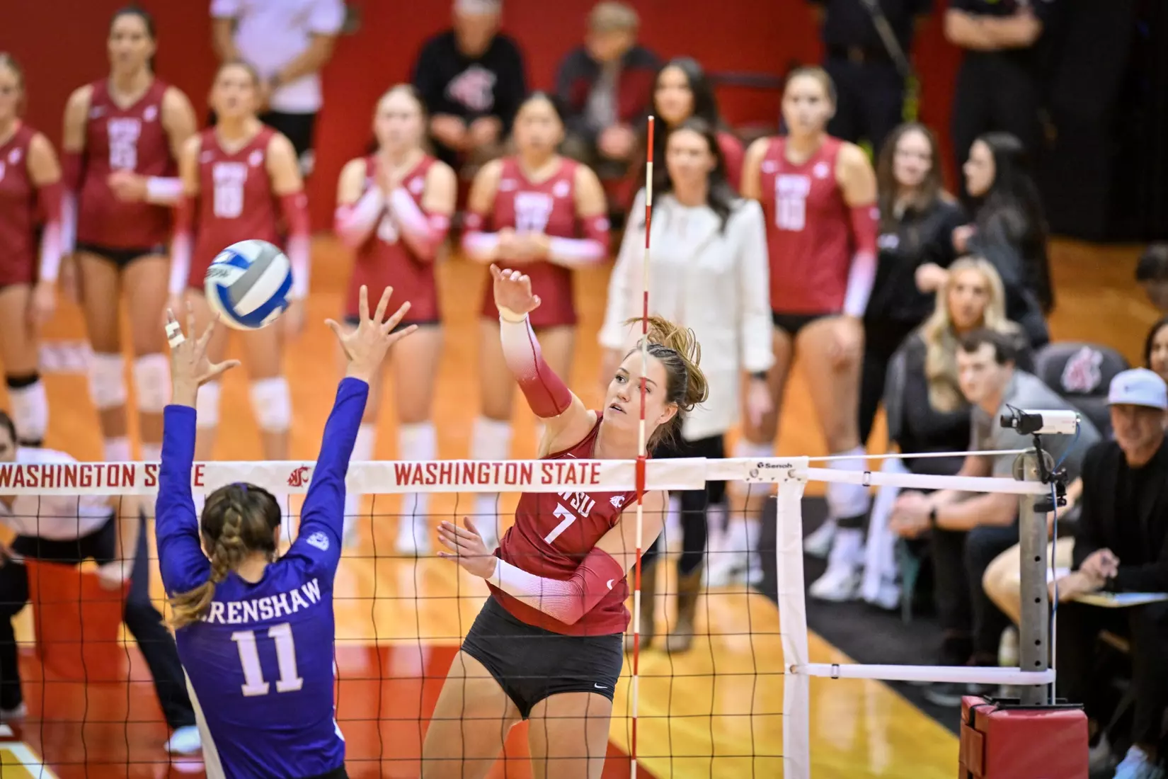 25th-ranked Washington State defeated 24th-ranked Washington, 3-0, on Friday, Nov. 25, 2022, in Bohler Gym.