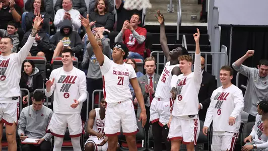 Coug bench celebrate the three vs Santa Clara