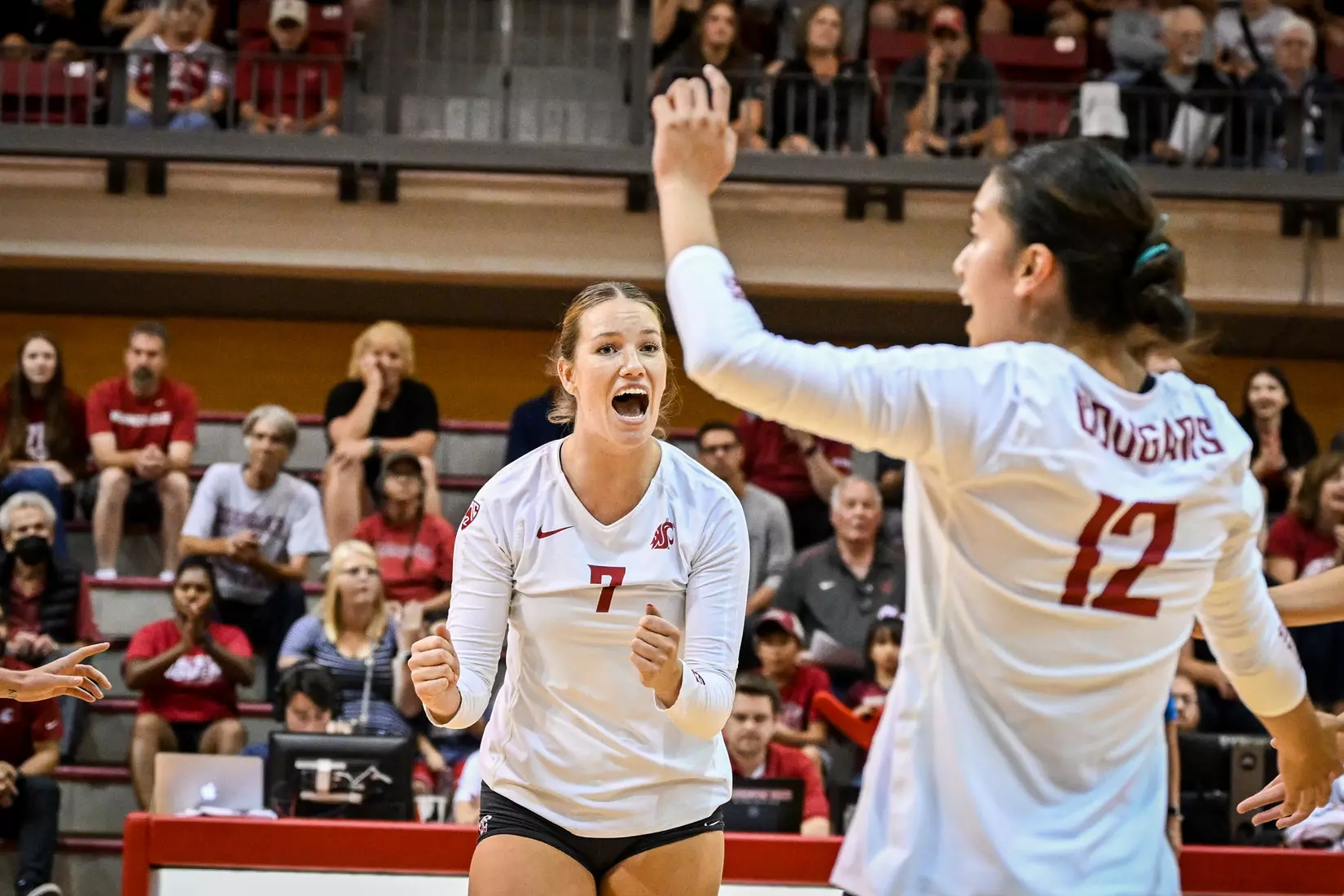 Washington State volleyball defeated CSU Bakersfield, 3-1, on Friday, Sept. 2, 2022.