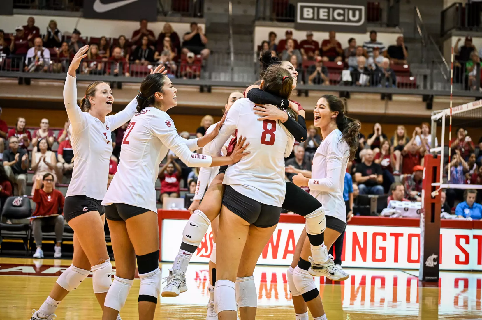 Washington State volleyball defeated CSU Bakersfield, 3-1, on Friday, Sept. 2, 2022.