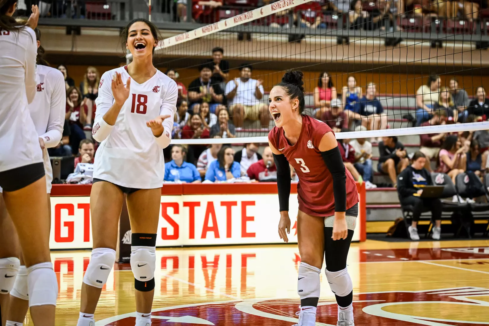 Washington State volleyball defeated CSU Bakersfield, 3-1, on Friday, Sept. 2, 2022.