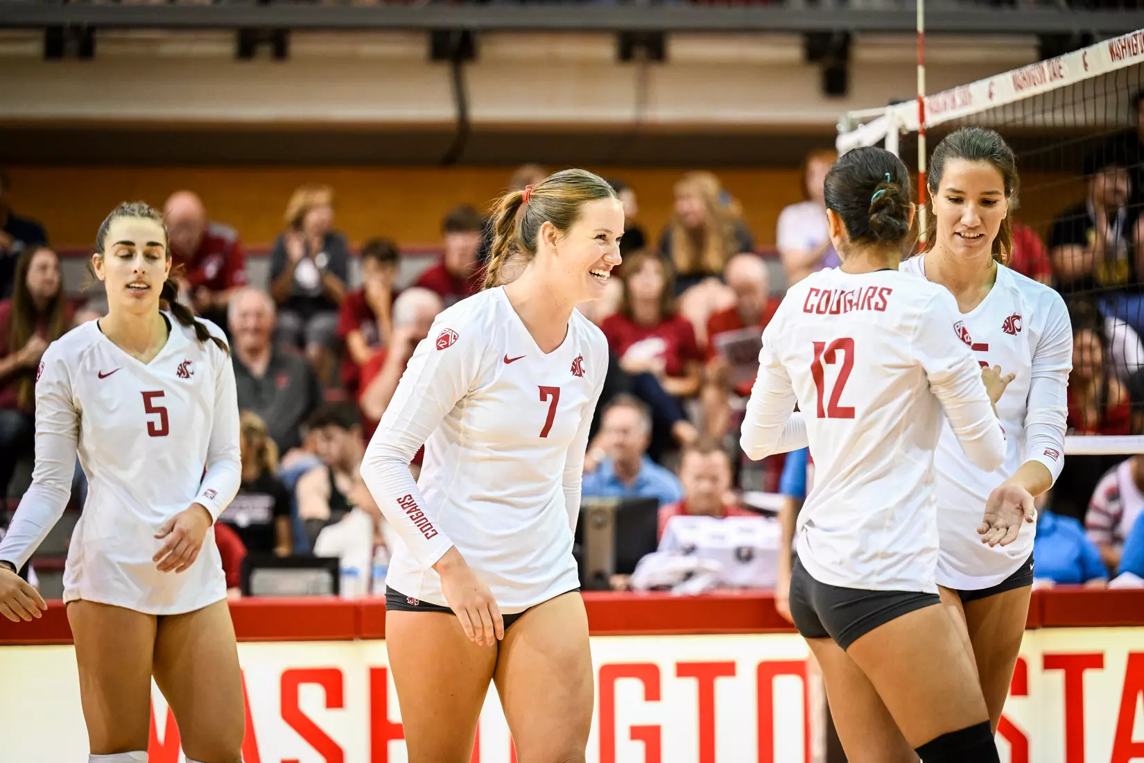 Washington State volleyball defeated CSU Bakersfield, 3-1, on Friday, Sept. 2, 2022.