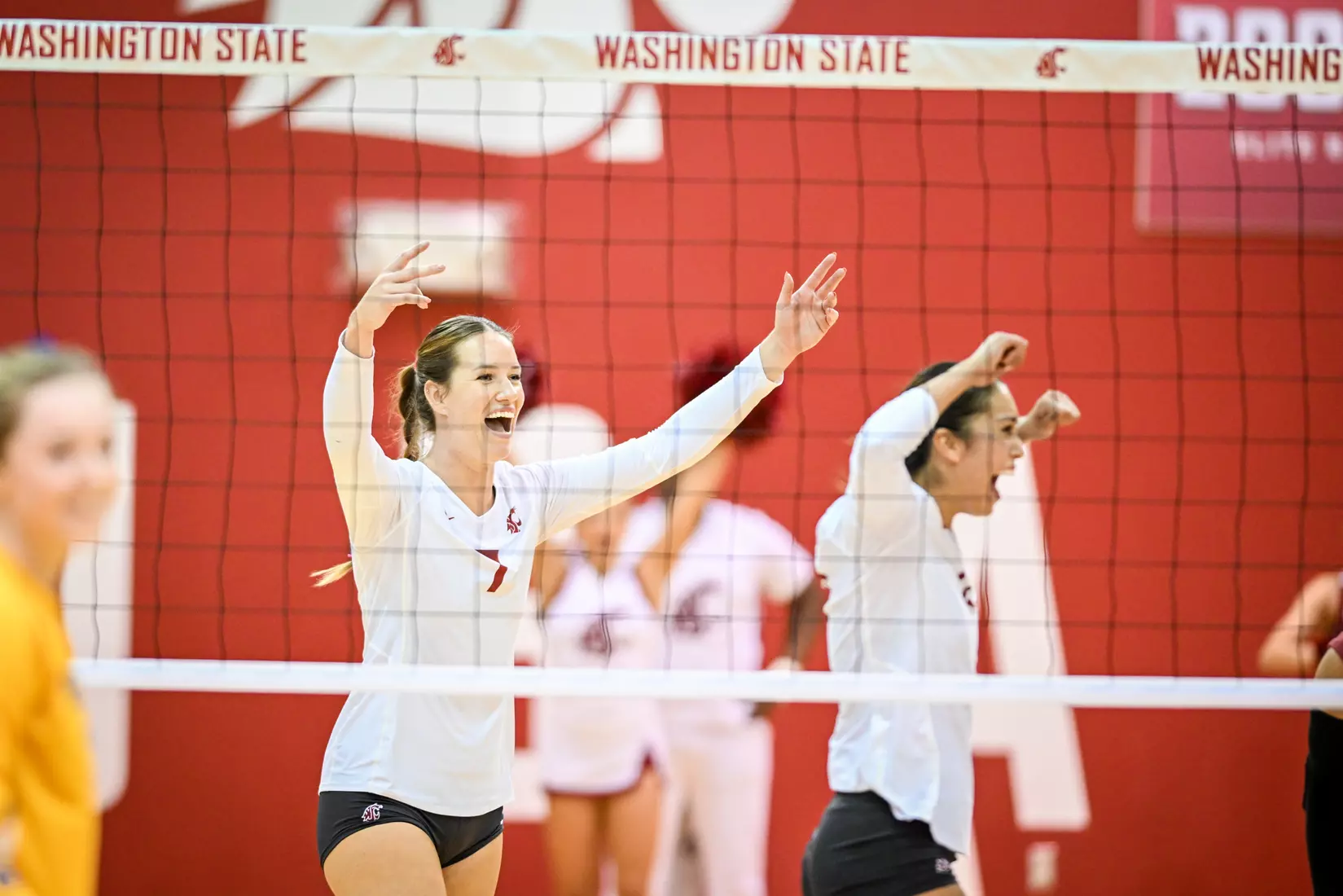Washington State volleyball defeated CSU Bakersfield, 3-1, on Friday, Sept. 2, 2022.