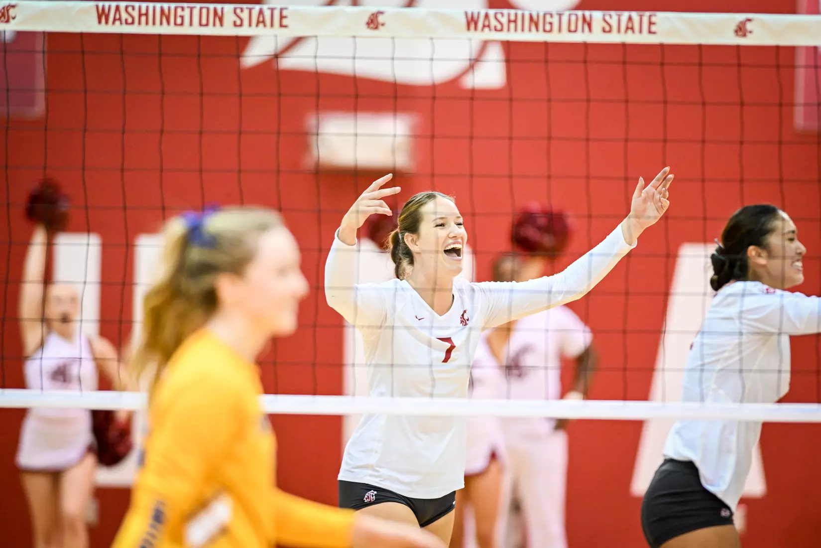 Washington State volleyball defeated CSU Bakersfield, 3-1, on Friday, Sept. 2, 2022.