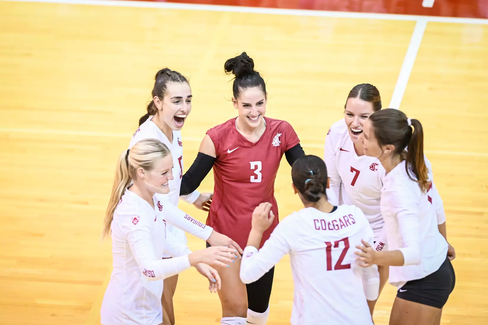 Washington State volleyball defeated CSU Bakersfield, 3-1, on Friday, Sept. 2, 2022.