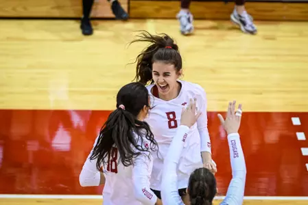 Washington State volleyball defeated CSU Bakersfield, 3-1, on Friday, Sept. 2, 2022.
