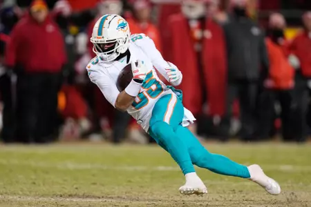 NFL: AFC Wild Card Round-Miami Dolphins at Kansas City Chiefs