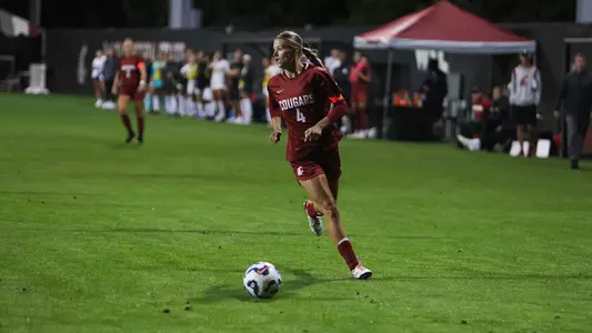 Grayson Lynch surveys the field against Idaho, Aug. 25, 2024