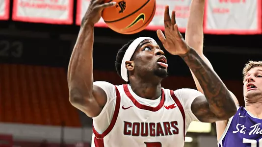 Ugbo lays it in against St. Thomas, Nov. 10, 2025