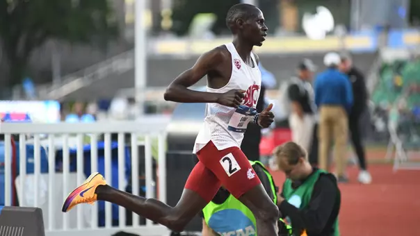 Evans Kurui runs in the men;s 10,000 meter national championship