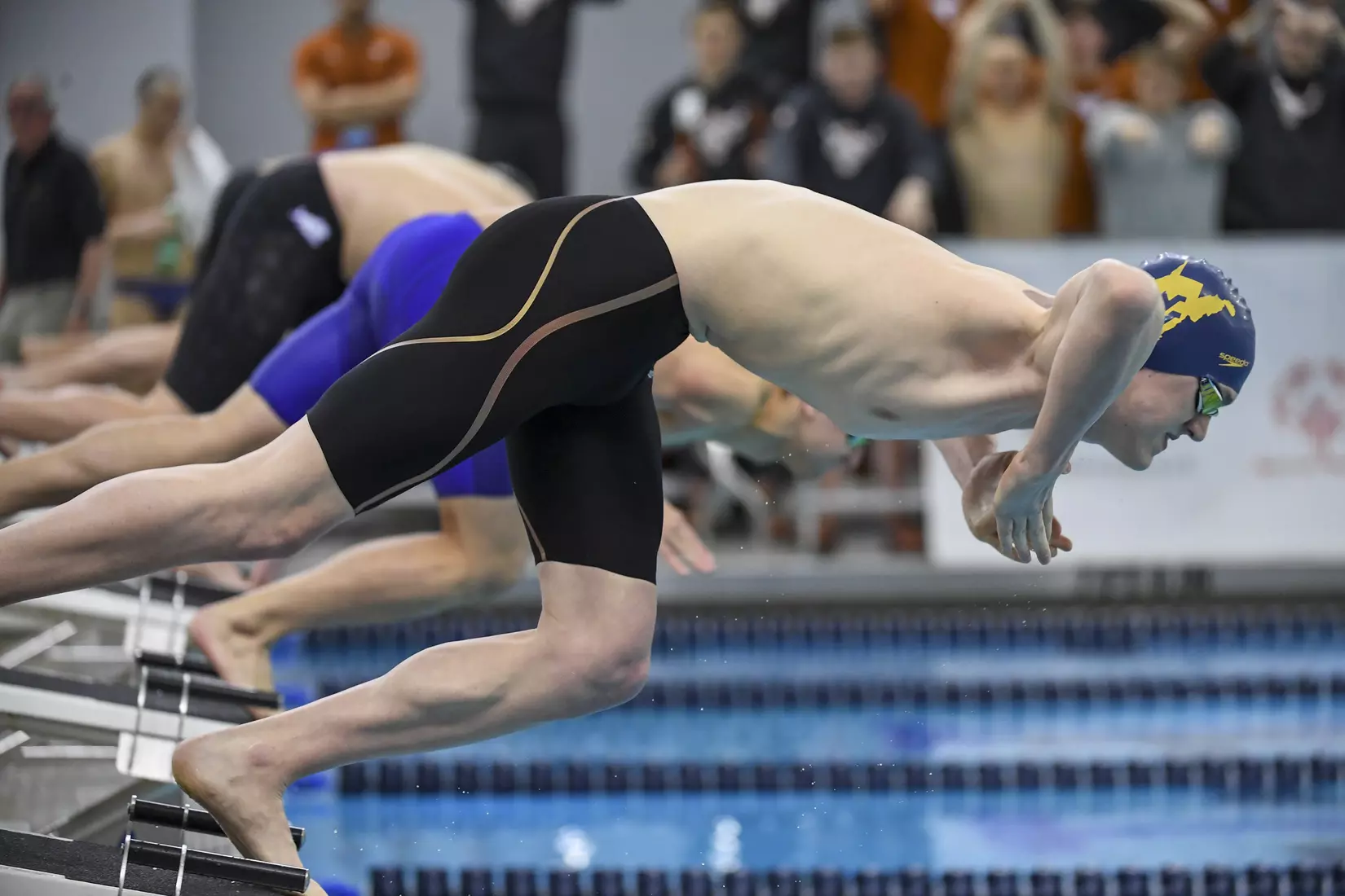 Hunter Armstrong starts the freestyle competition.