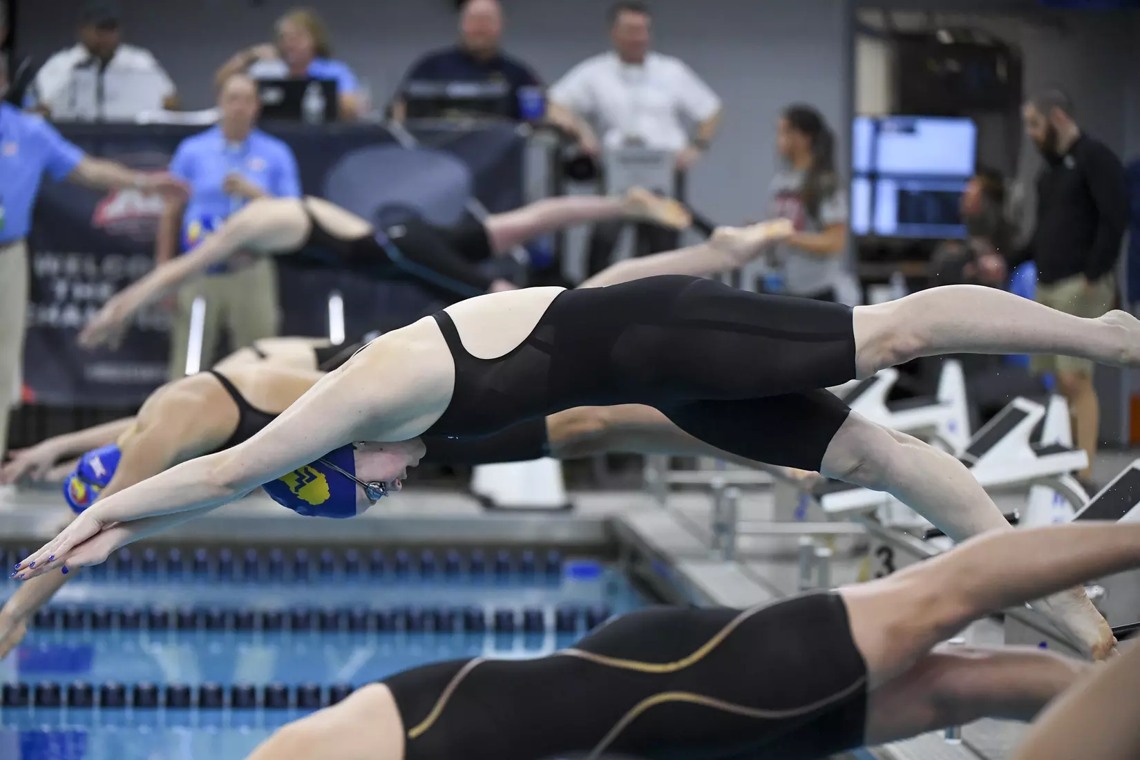 Megan Zartman starts the 200 IM.