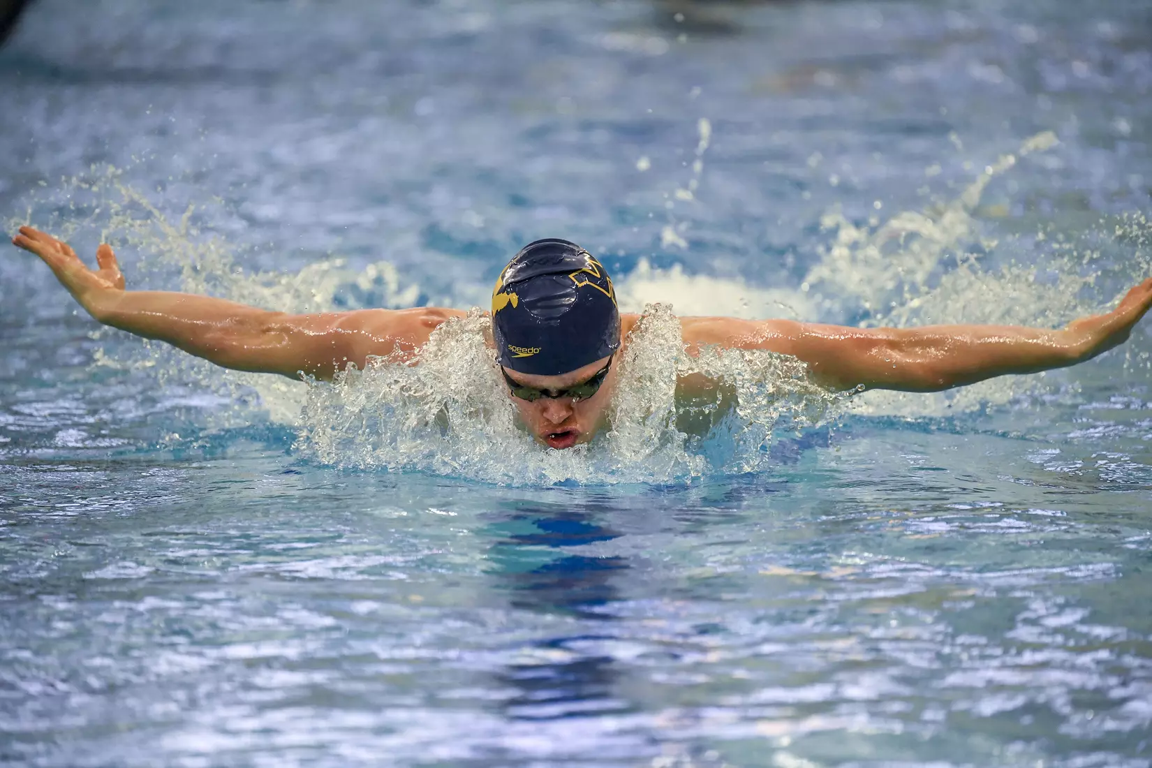 Michael Sandner swims in the 400 yard IM.