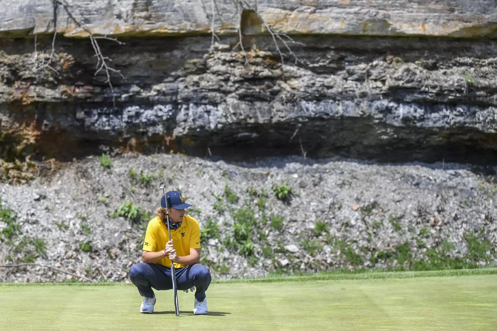 Jackson Davenport reacts to a missed putt on eight.