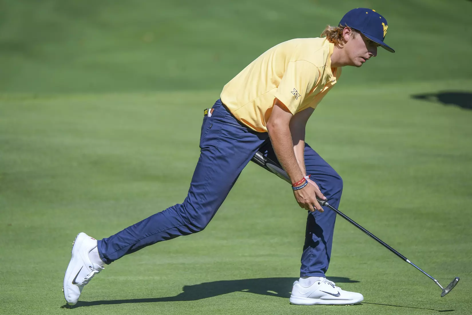 Jackson Davenport reacts to a long putt.