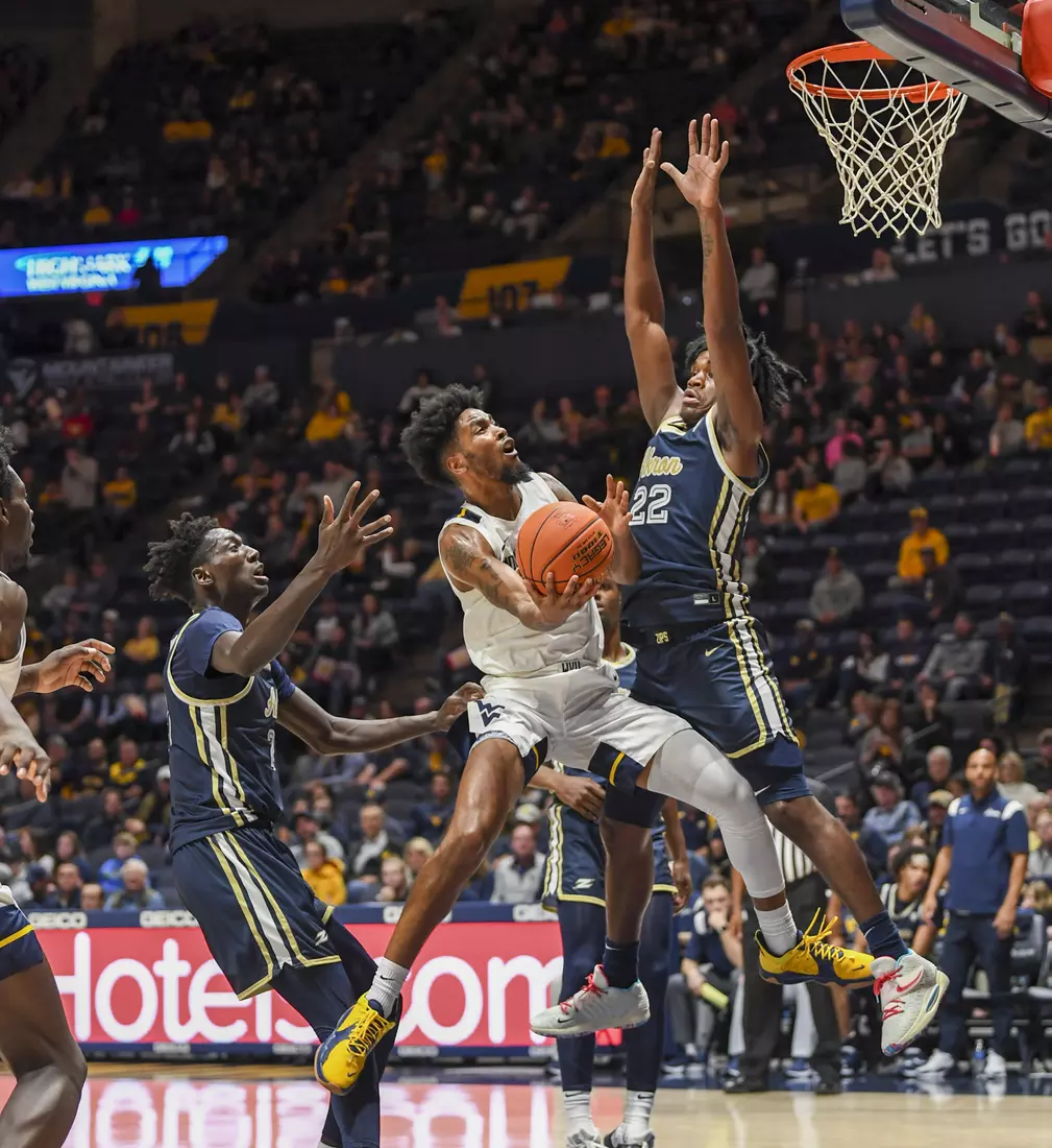 Taz Sherman floats for two points.