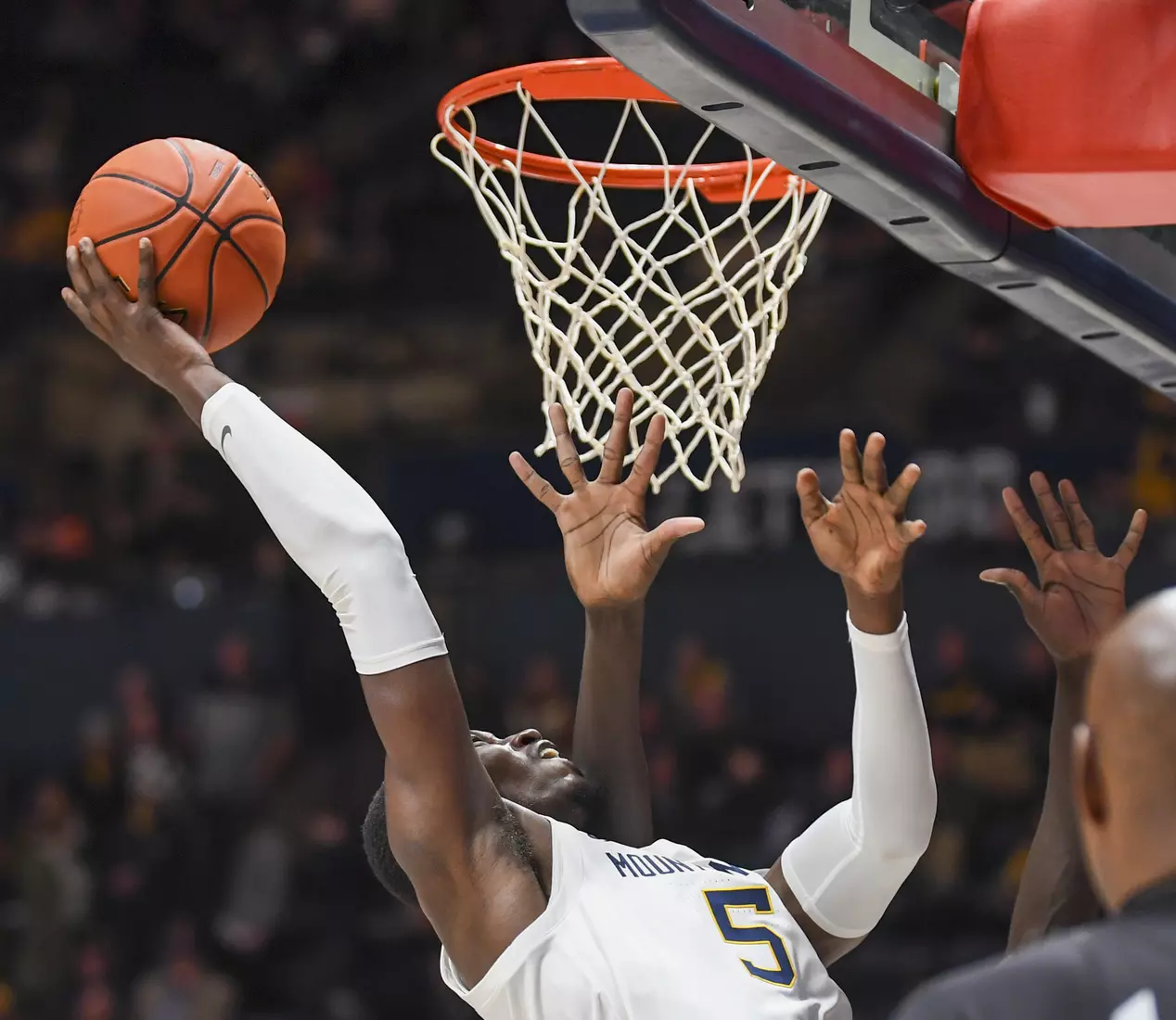 Dimon Carrigan goes up for two.