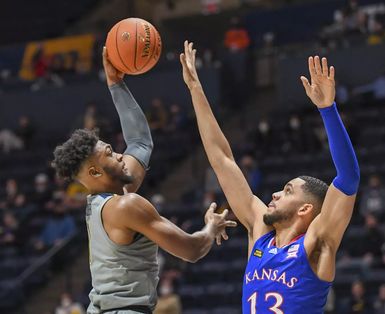 Derek Culver scores two points.