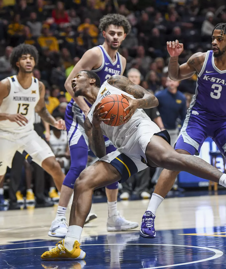 Gabe Osabuohien runs the paint.