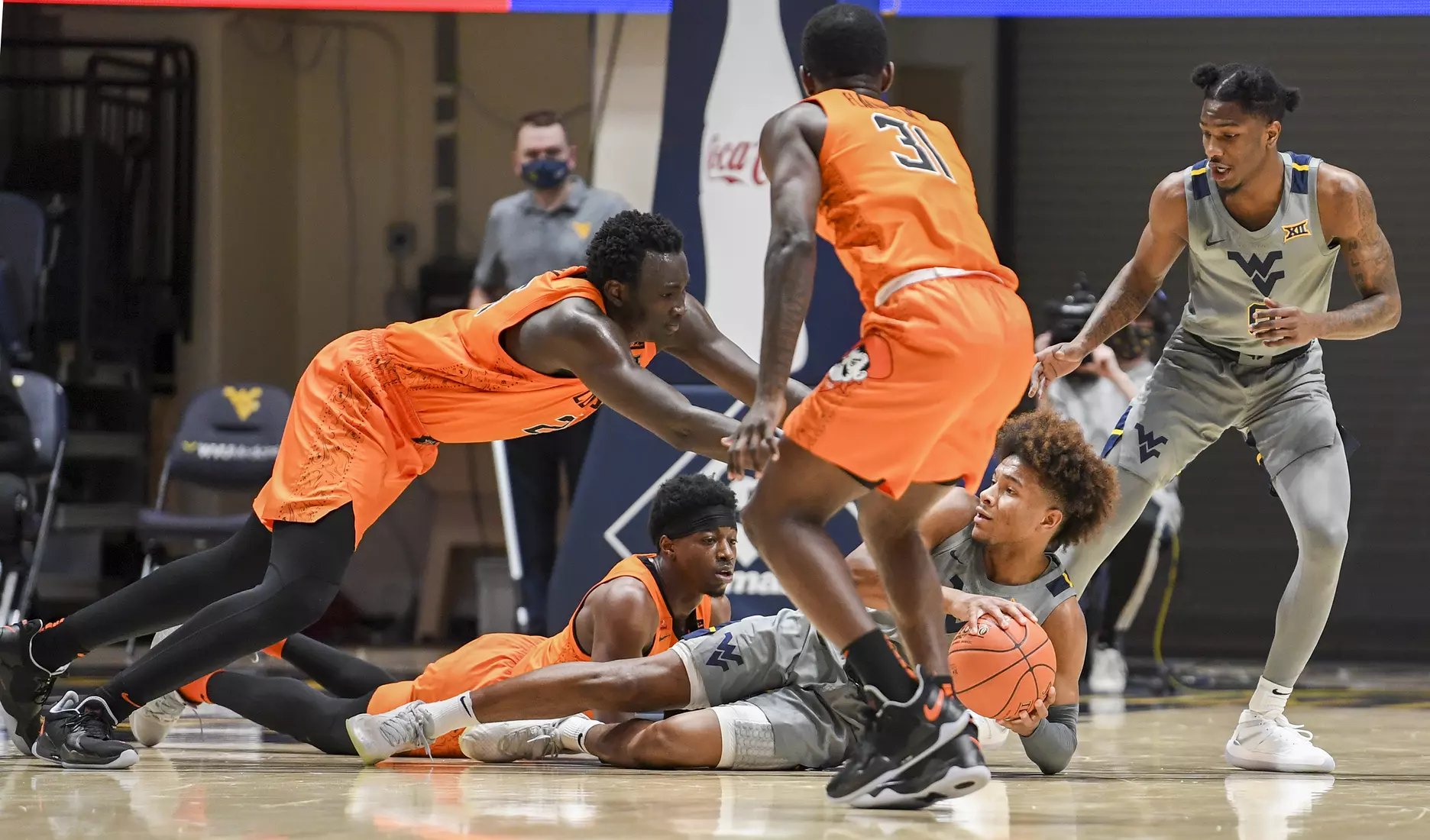 Miles McBride looks to pass.